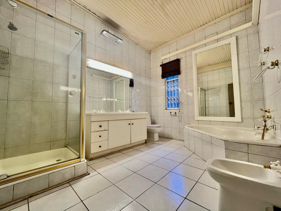 To Let 4 Bedroom Property for Rent in Protea Park North West